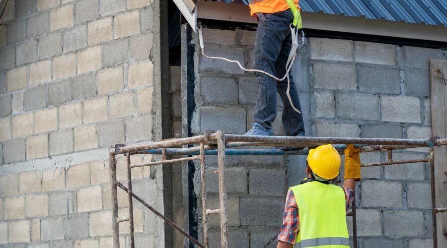 Professional residential roofers in East Syracuse, NY